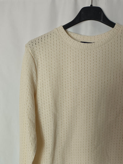 KIABI. Beige die-cut top TL