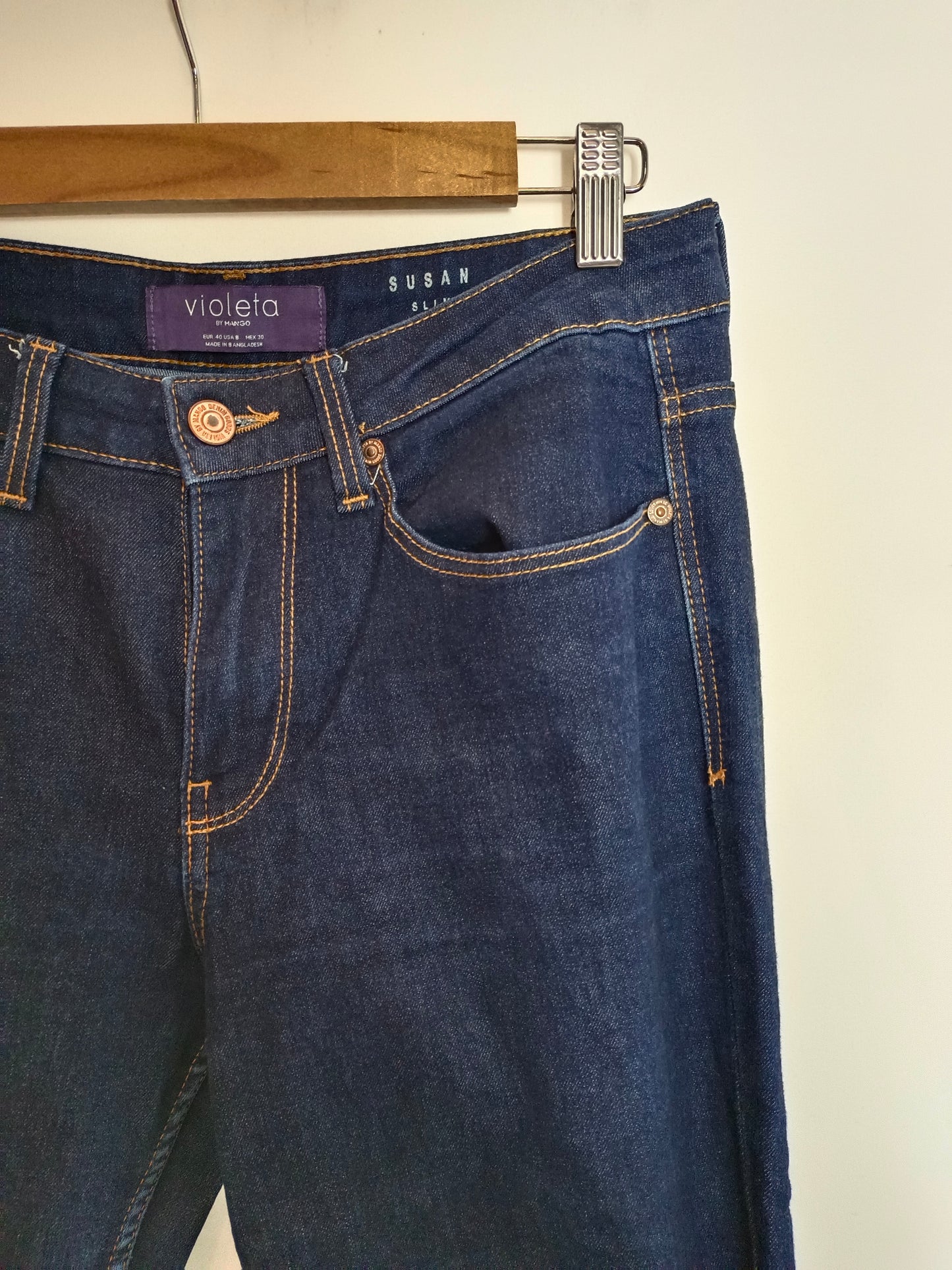 VIOLETA BY MANGO. Pantalón denim slim T.40