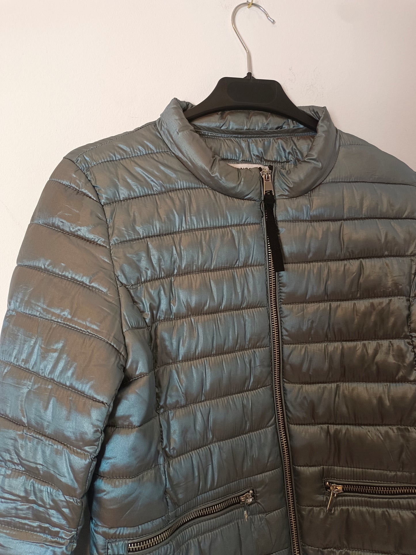 MANGO. Plumas ligeros gris metalizado T.m