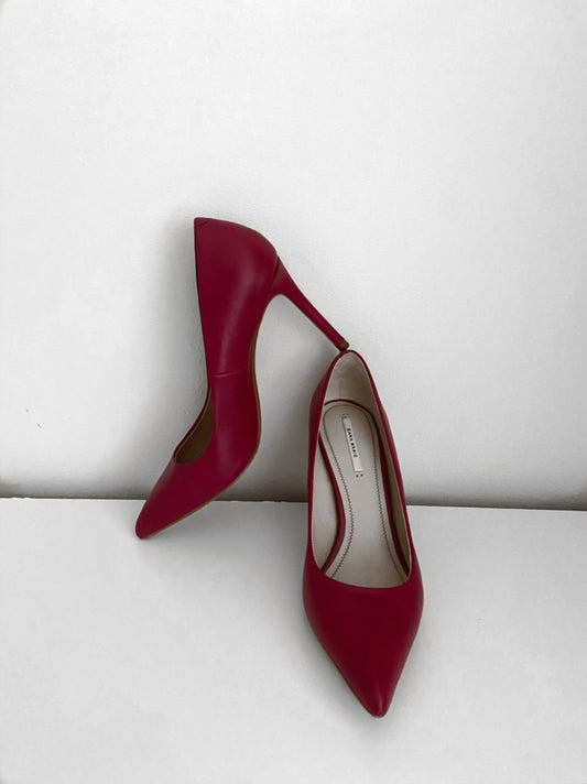ZARA. Stilettos size 37