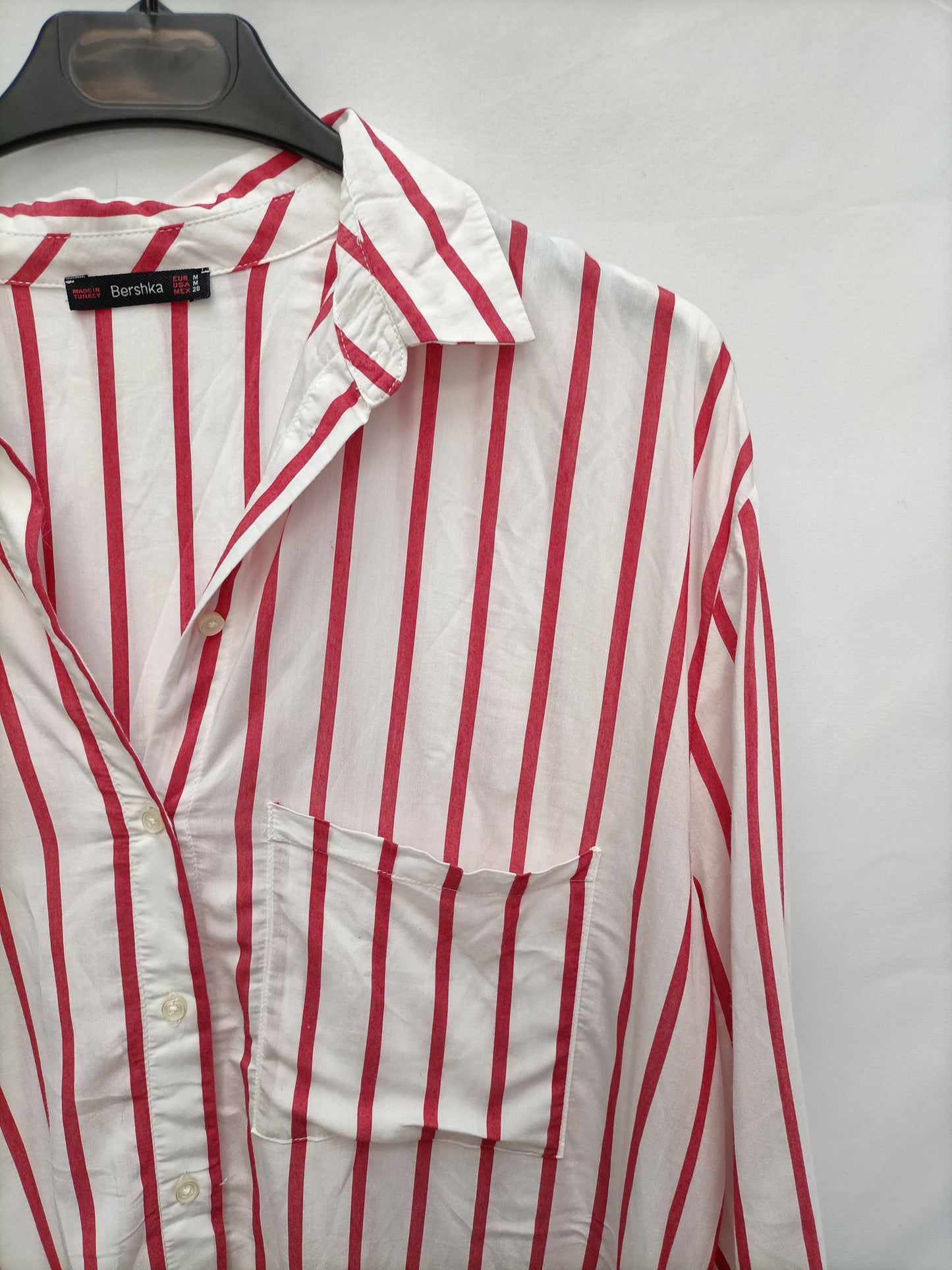 BERSHKA. Blusa rayas T.s