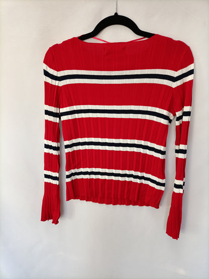 MANGO. Top plisado rojo de rayas T.s.