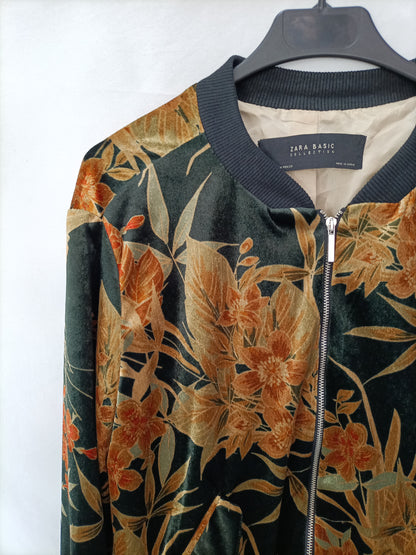 ZARA. Bomber negra terciopelo T.m