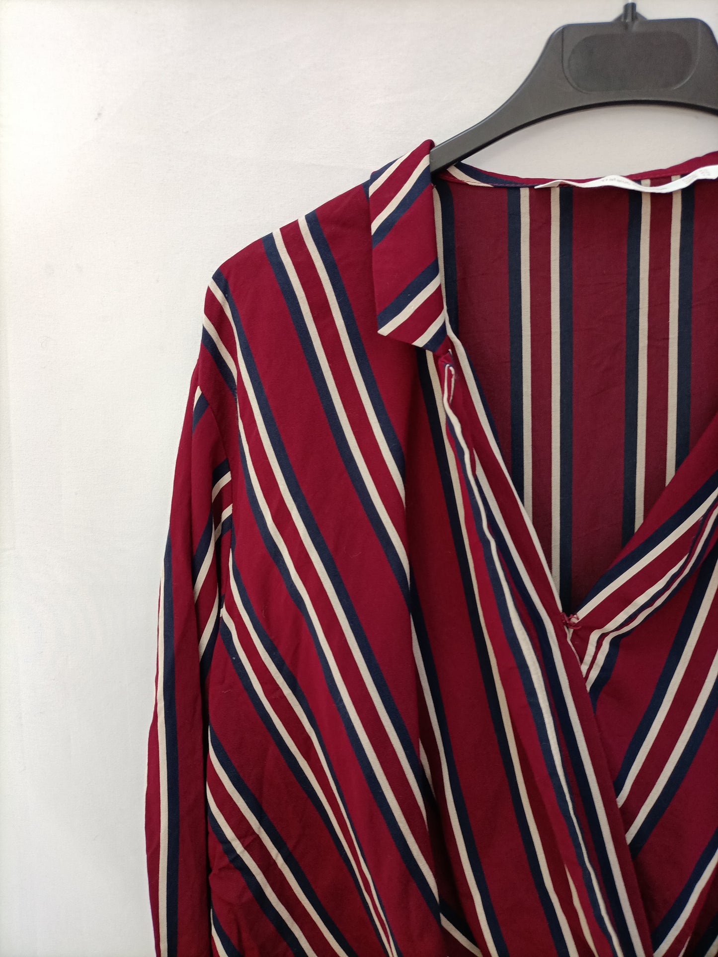 ZARA. Blusa rayas asimétrica  T.xs