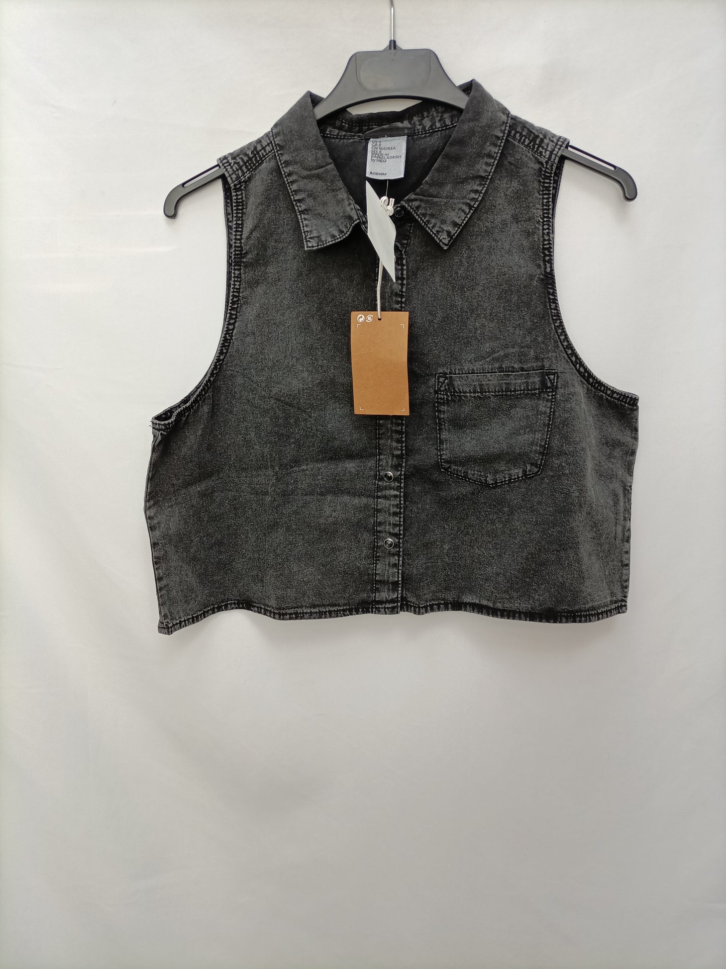 H&amp;M. Grey denim top size 36