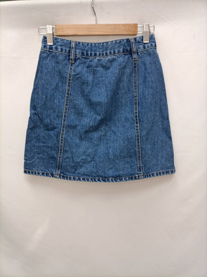 PULL &amp; BEAR. Denim skirt with buttons Ts