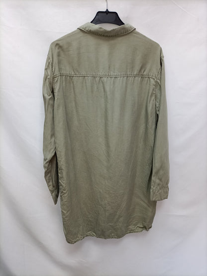 H&amp;M. Green overshirt/shirt size 38