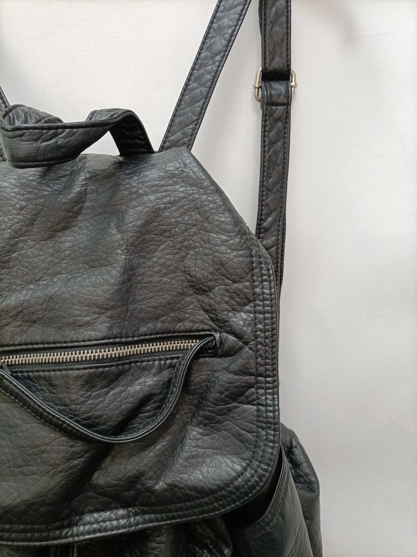 AEROPOSTALE. Mochila polipiel