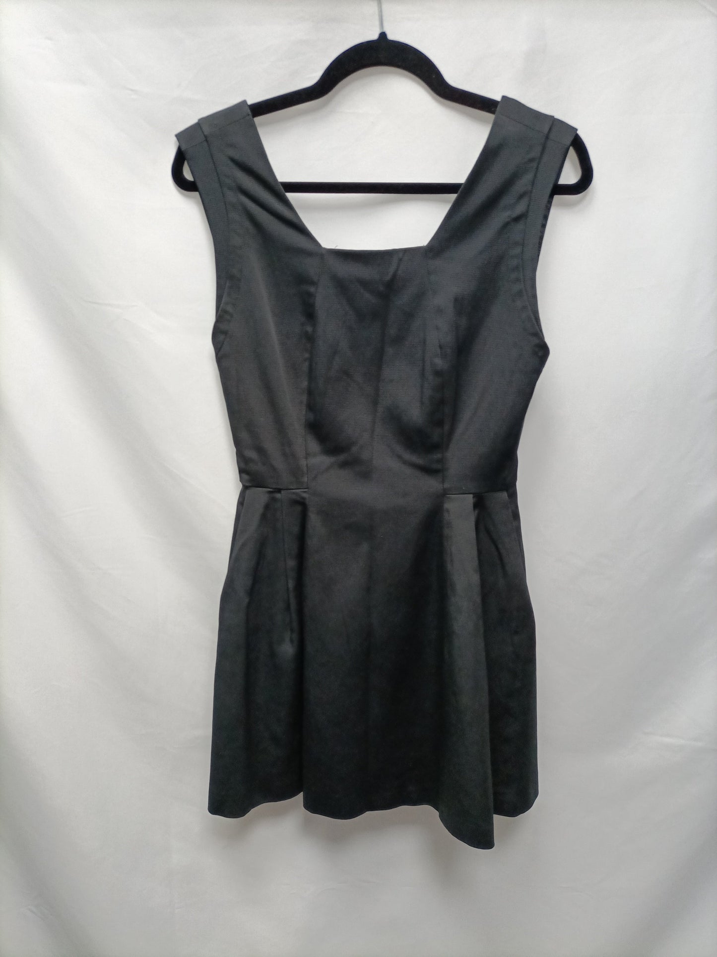 ZARA. Black textured dress Tm
