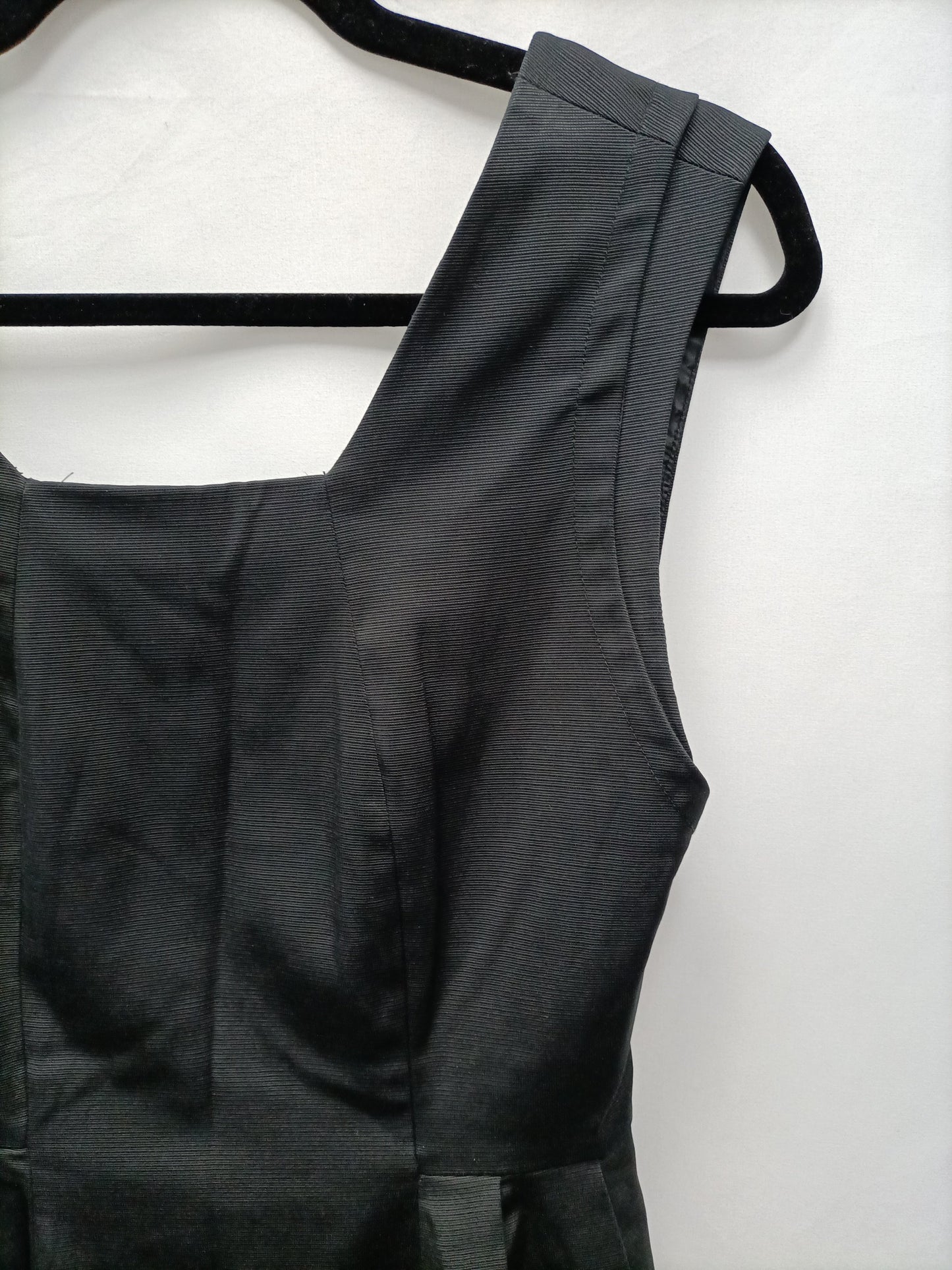 ZARA. Black textured dress Tm