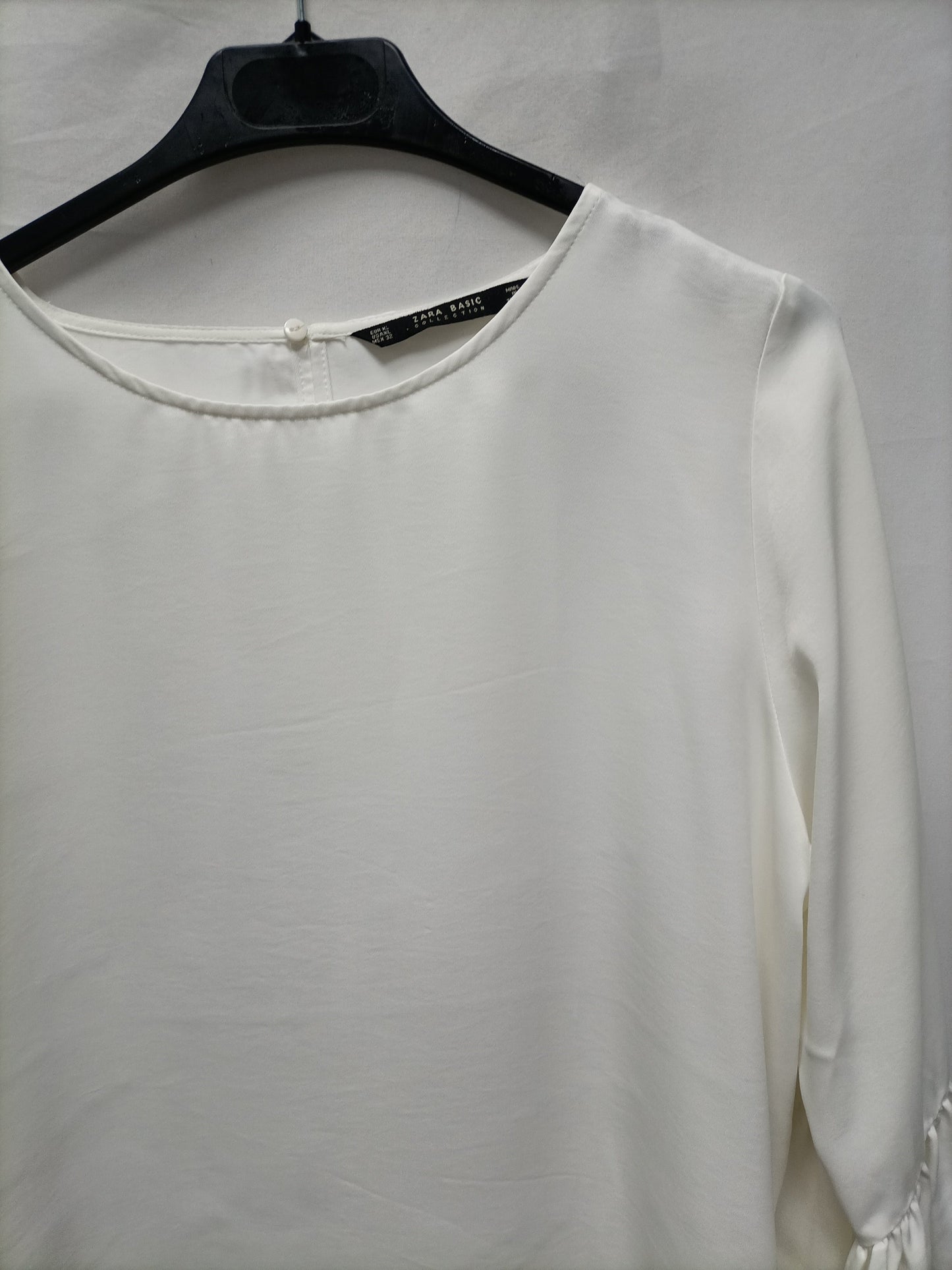 ZARA. White flowing blouse, size XL