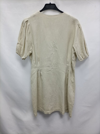 ZARA. Short beige dress Tl