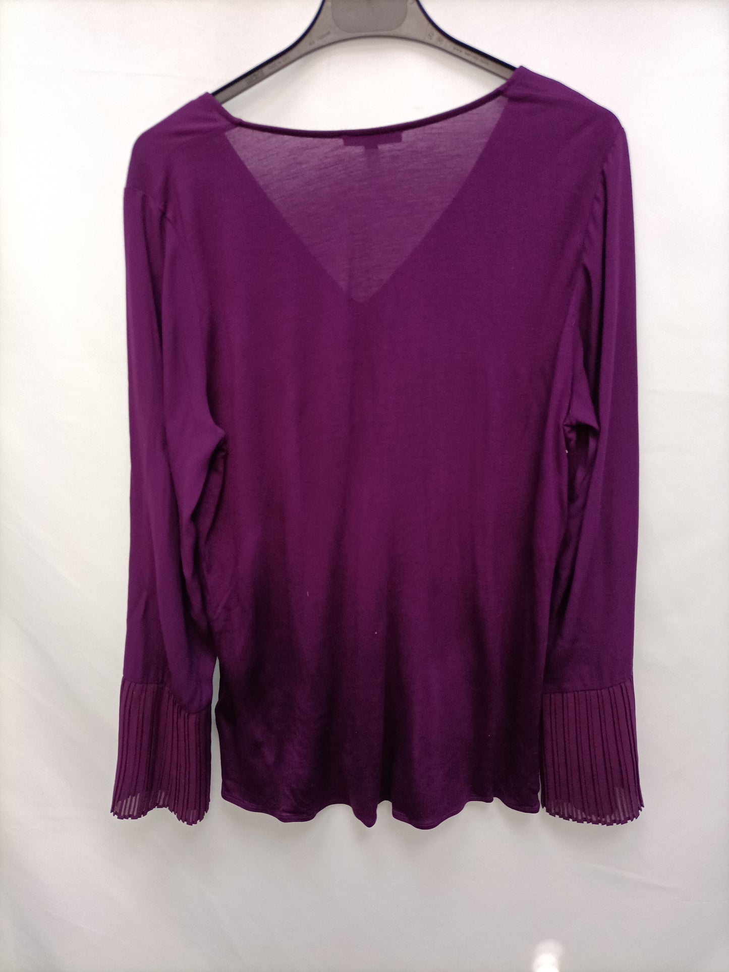 MASSIMO DUTTI. Blusa morada doble textura T.m