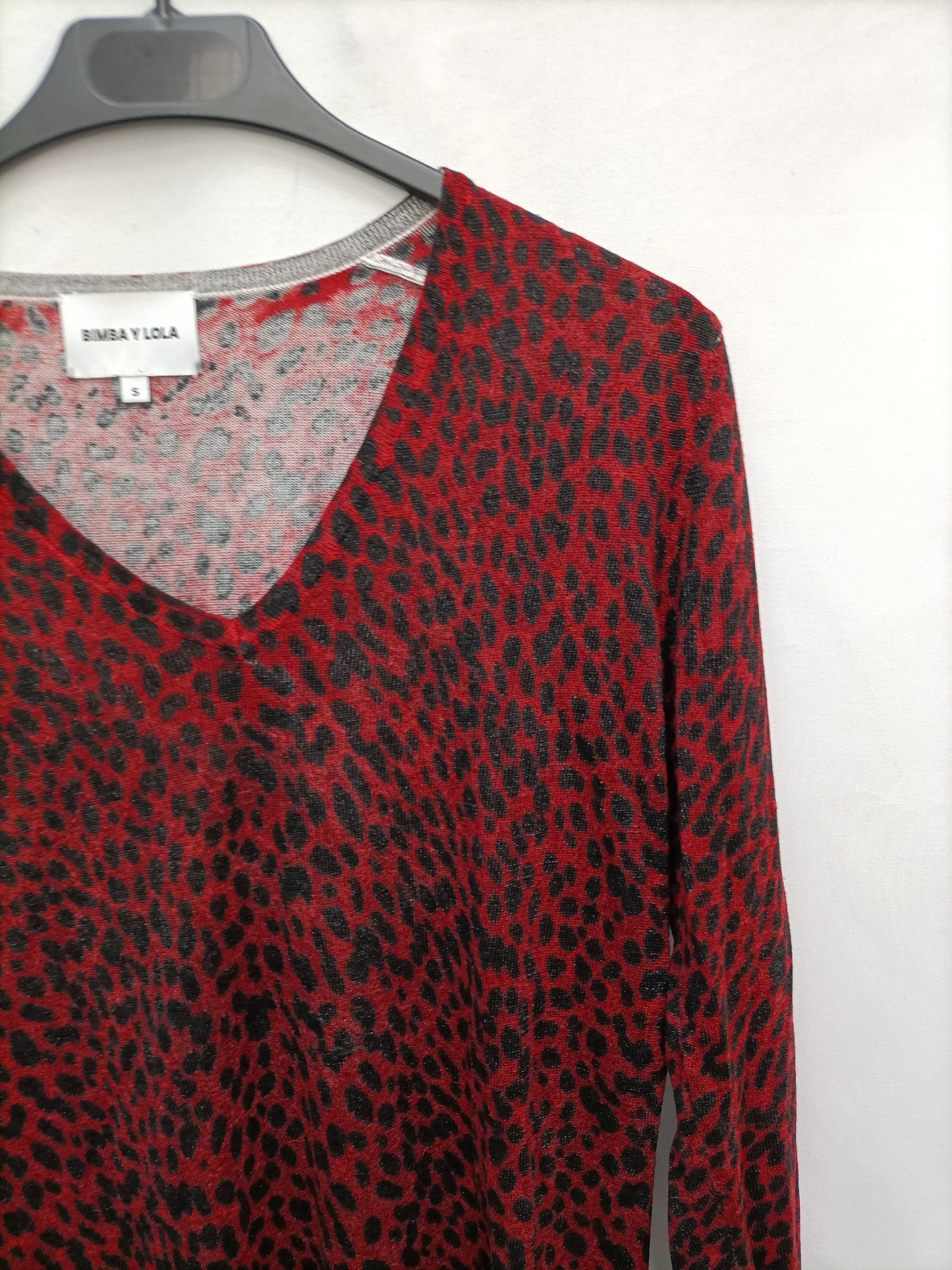 BIMBA Y LOLA. Animal print Ts sweater