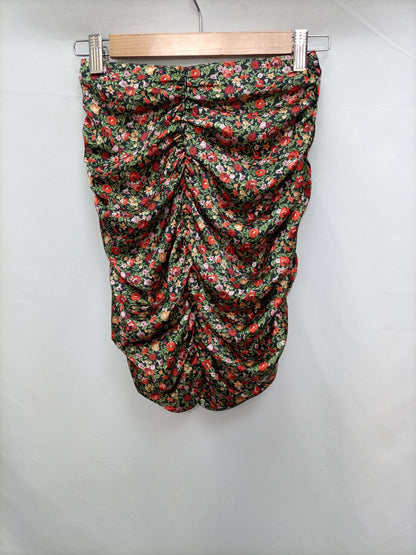 ZARA. Gathered floral skirt T.xs