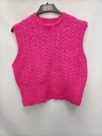 ZARA. Pink sleeveless Ts sweater