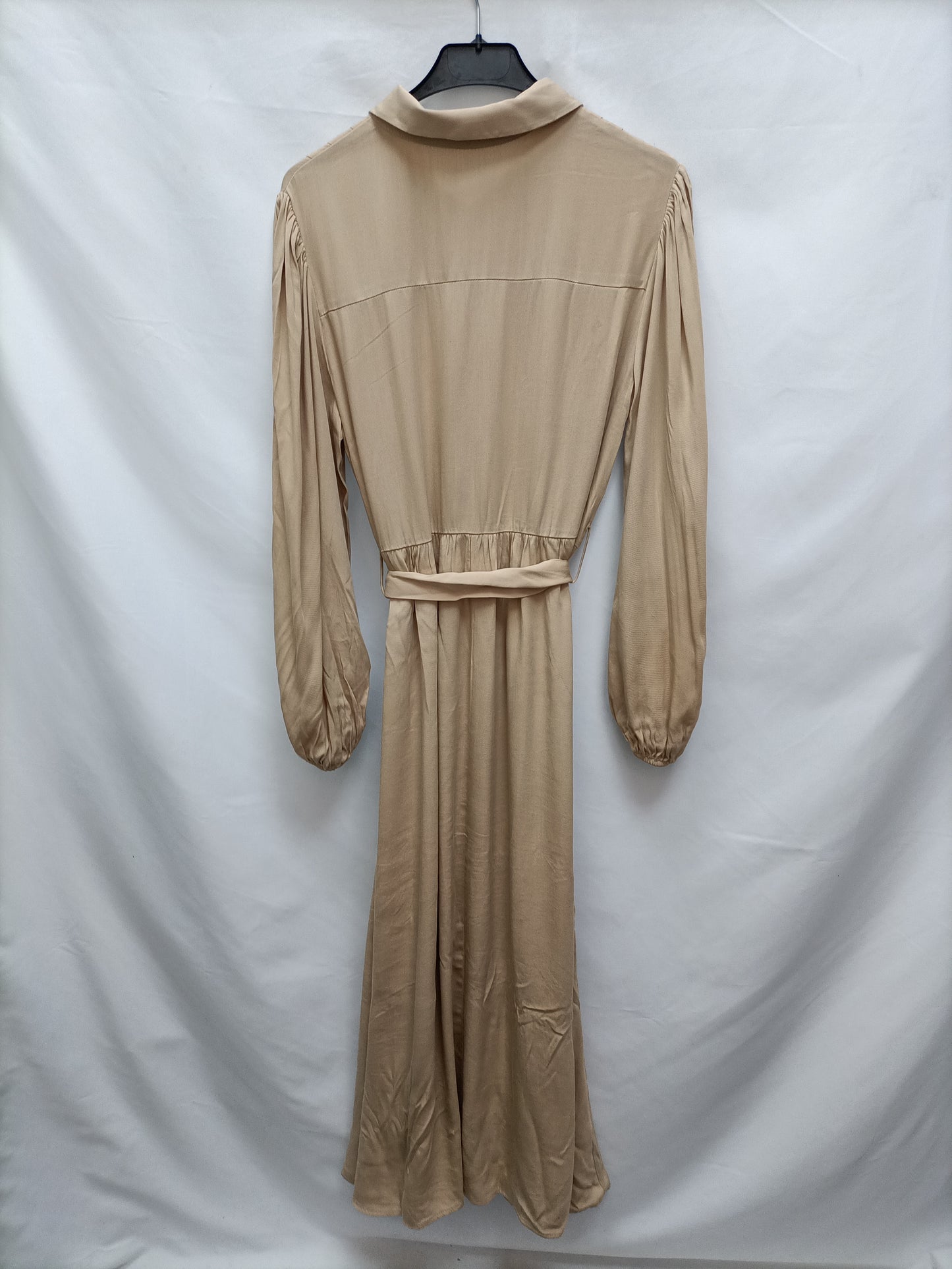 MANGO. Vestido largo beige T.s