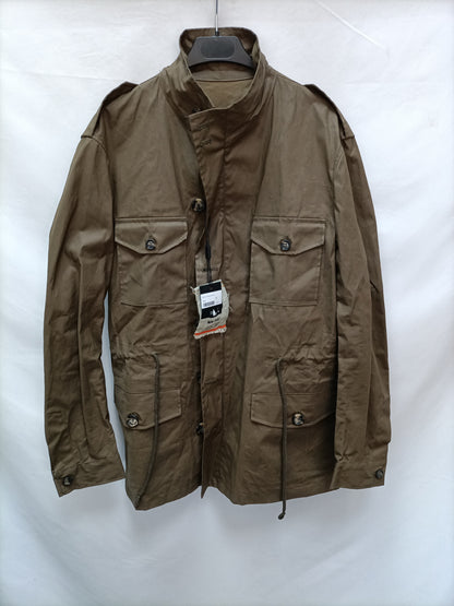 BOW TIE. Green parka size 50 (men)