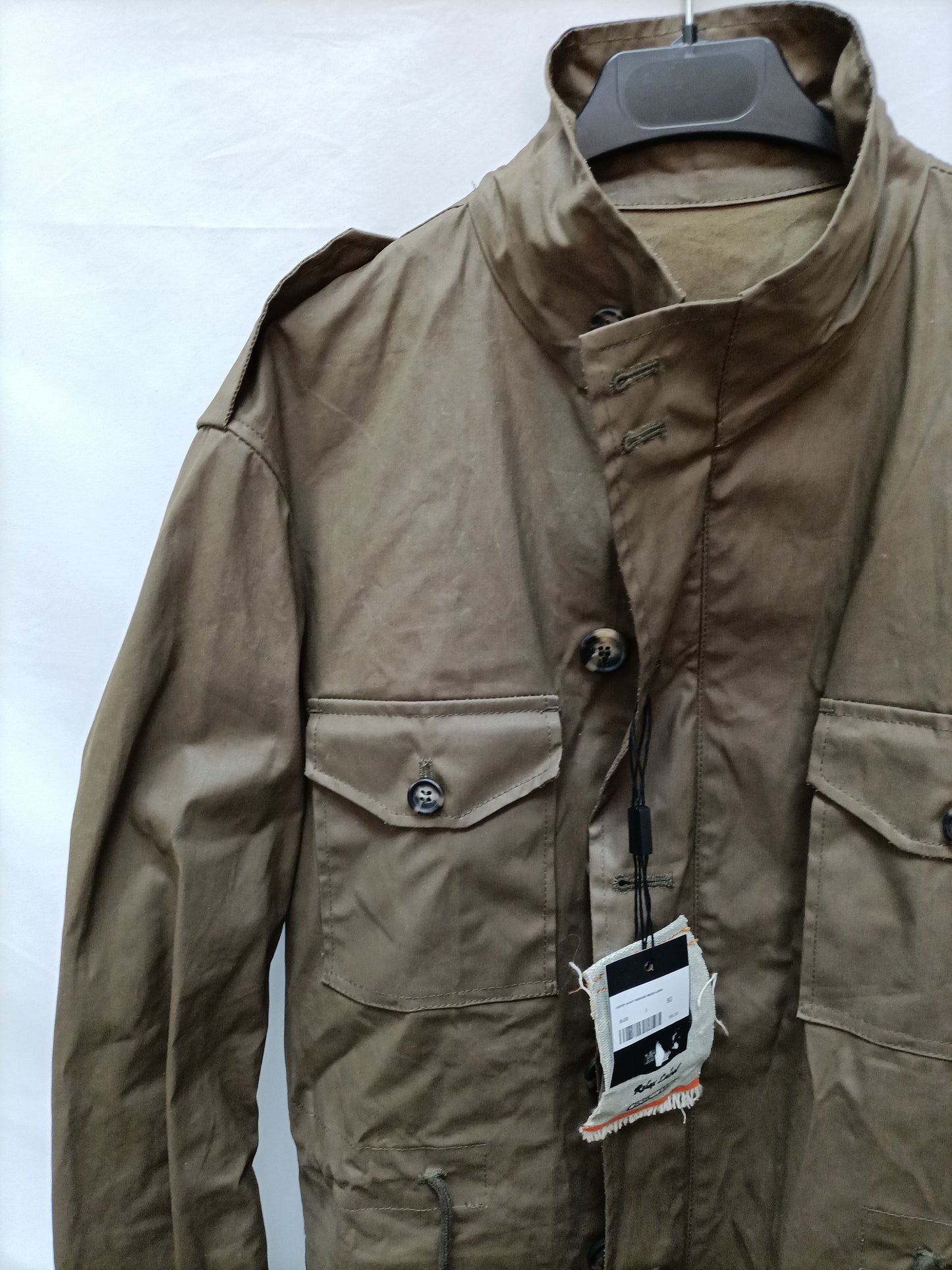 BOW TIE. Green parka size 50 (men)