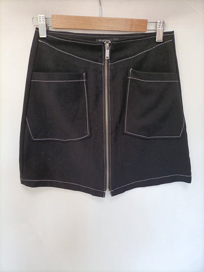 STRADIVARIUS. Black skirt with seams, size 36