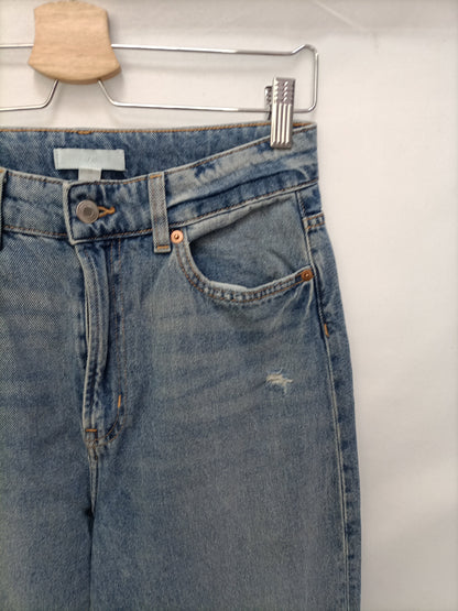 H&M. Vaqueros anchos  T.38