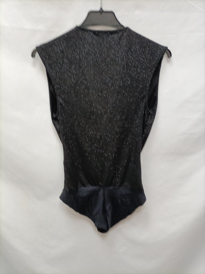 BERSHKA. Body negro fiesta T.xs
