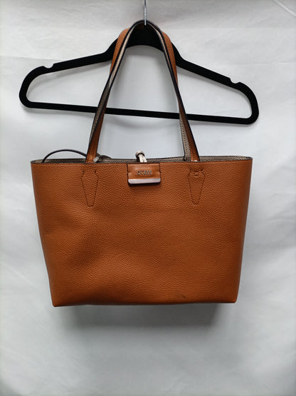 GUESS. Bolso Shopper Camel