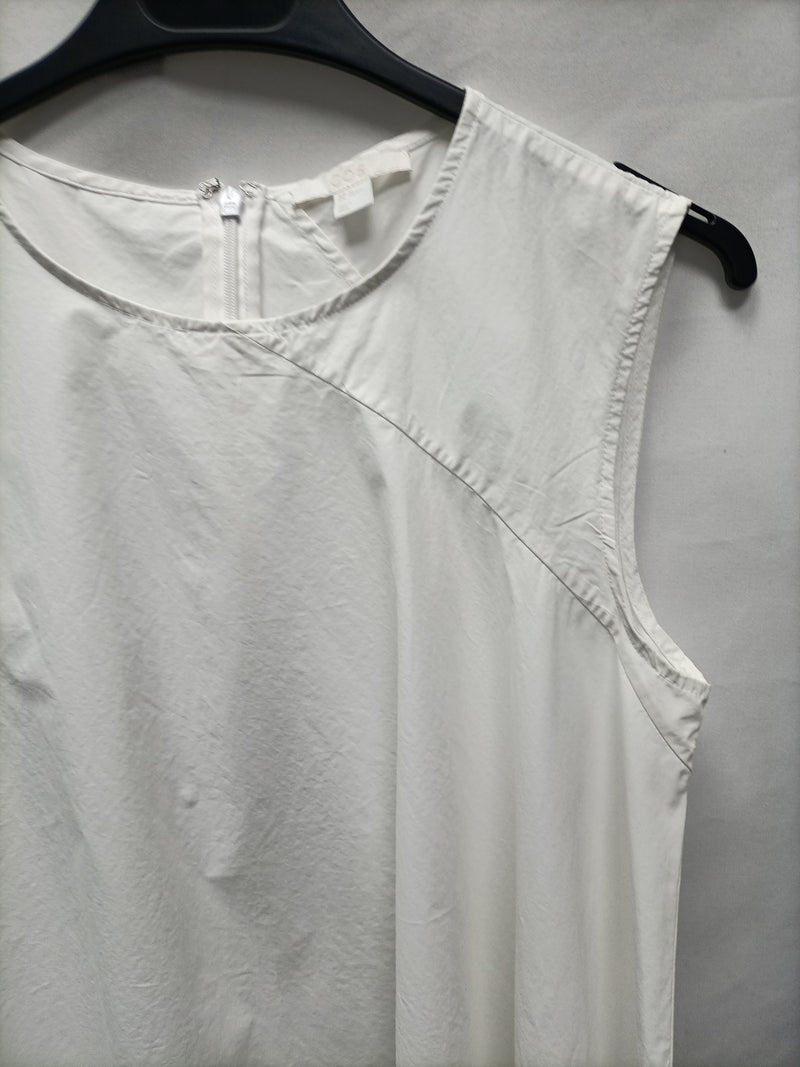 COS. Blusa blanca asimétrica T.34