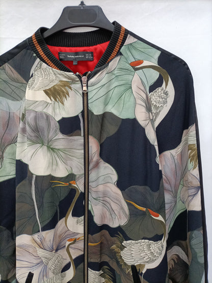 ZARA. Bomber larga flores  T.m