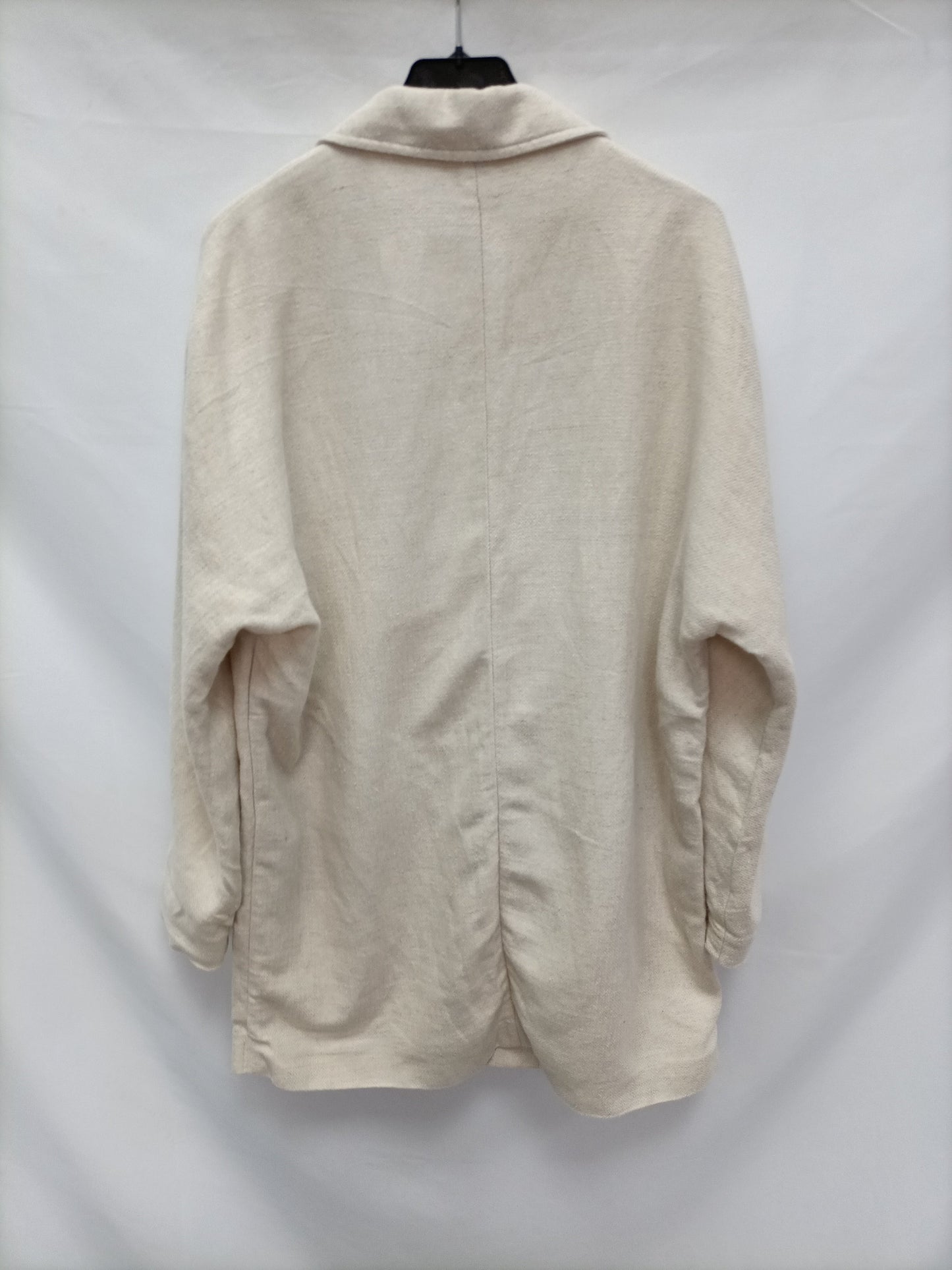 ZARA. Abrigo fino beige T.m