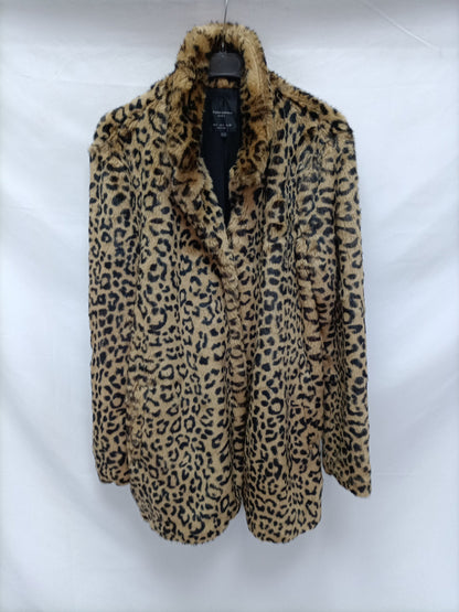 ZARA. Abrigo pelo animal print  T.l