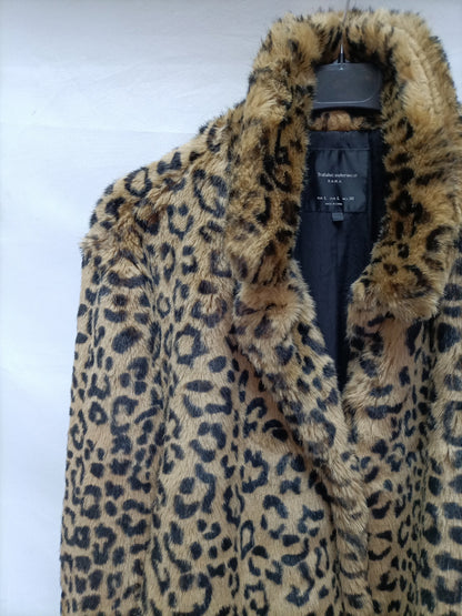 ZARA. Abrigo pelo animal print  T.l