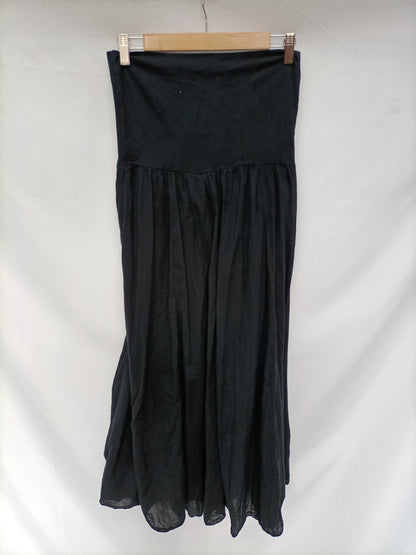 OTRAS. Falda negra larga T.u (s)