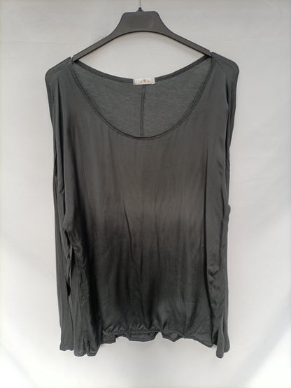 OTRAS. Camiseta gris doble textura T.u (l)