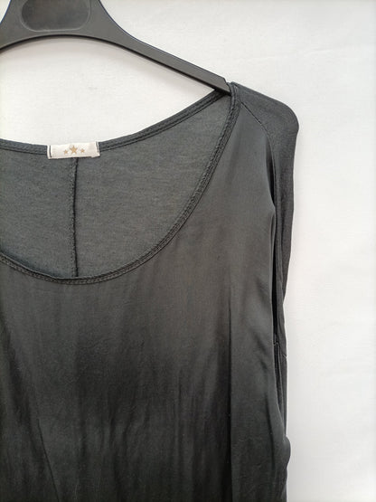 OTRAS. Camiseta gris doble textura T.u (l)