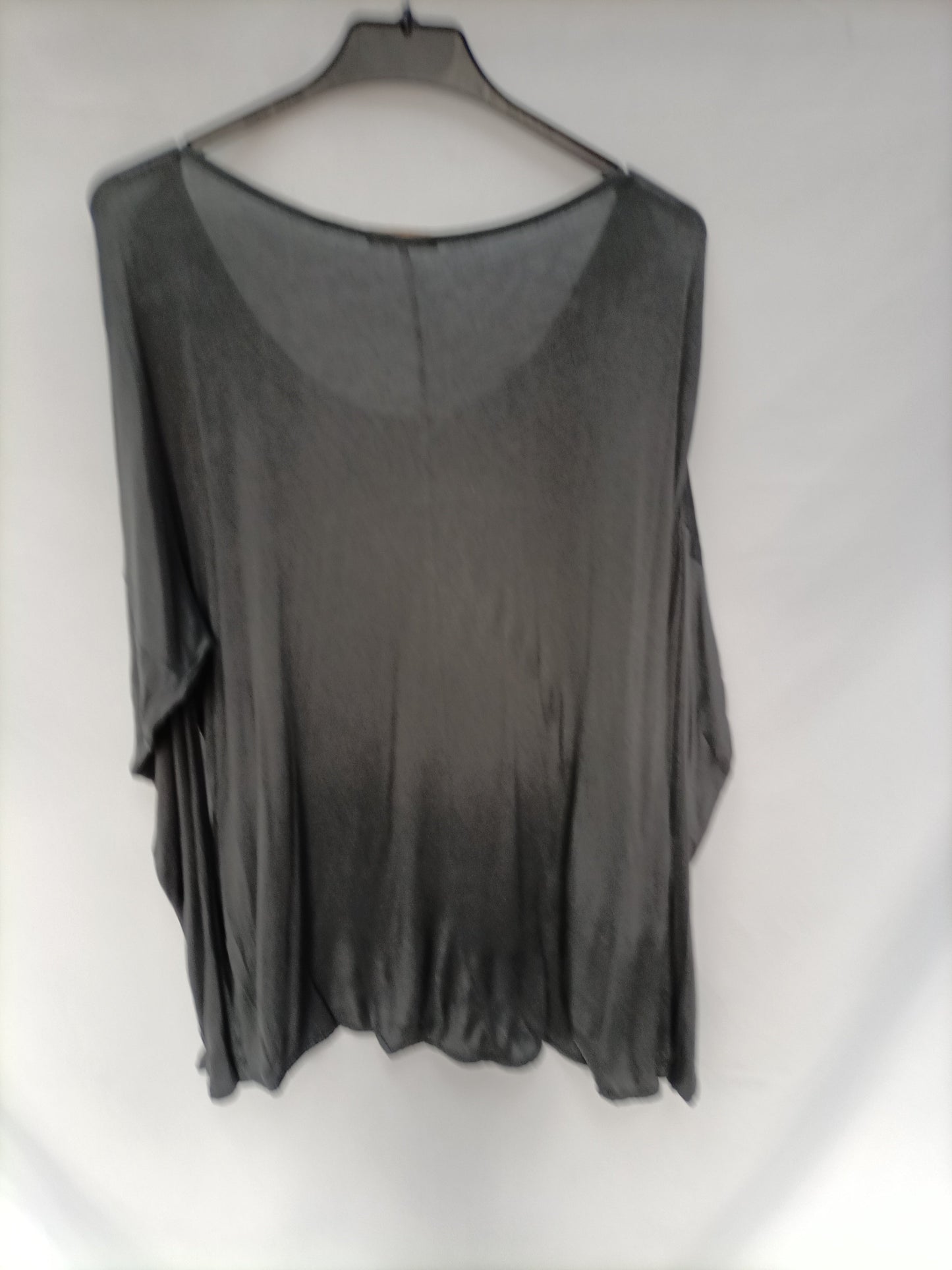 OTRAS. Camiseta gris doble textura T.u (l)