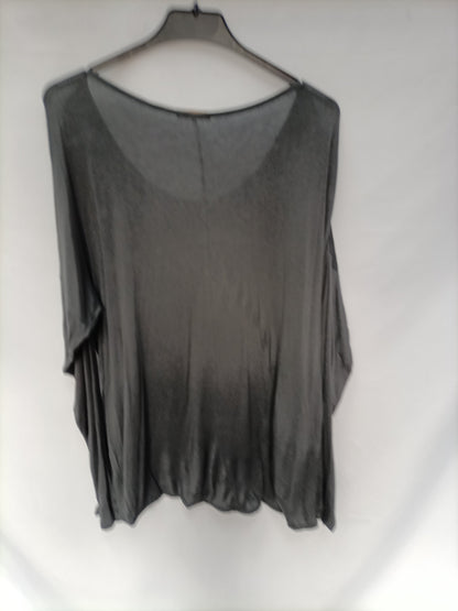 OTRAS. Camiseta gris doble textura T.u (l)