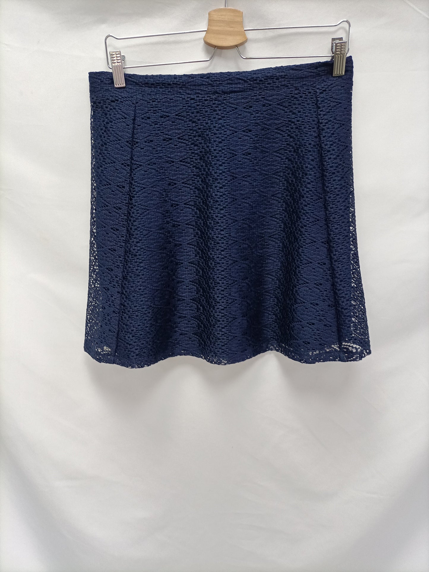 ZARA. Blue lace skirt TM