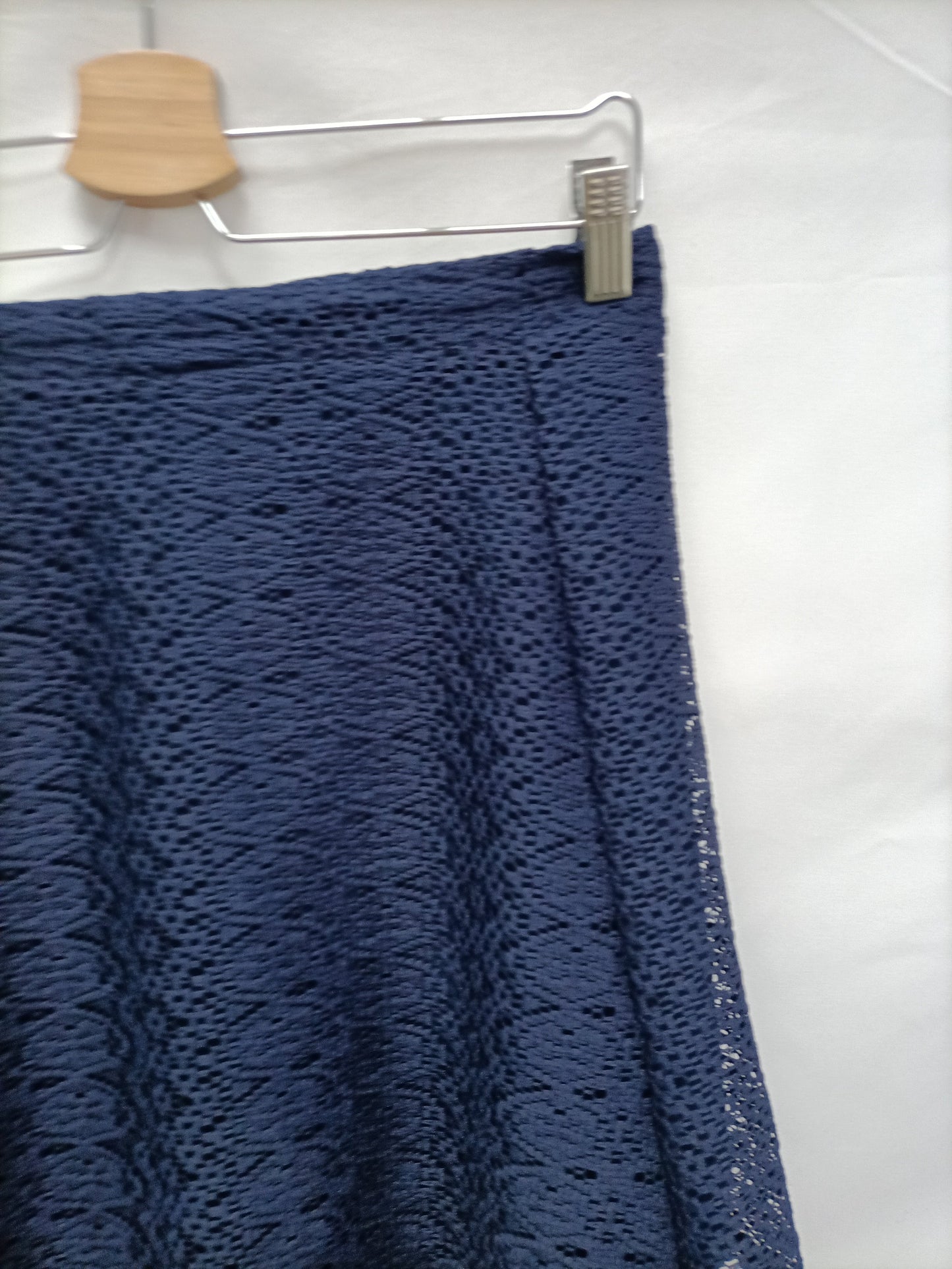 ZARA. Blue lace skirt TM