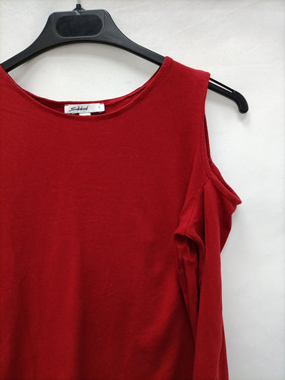 SUBDUED. Camiseta roja hombros  T.s