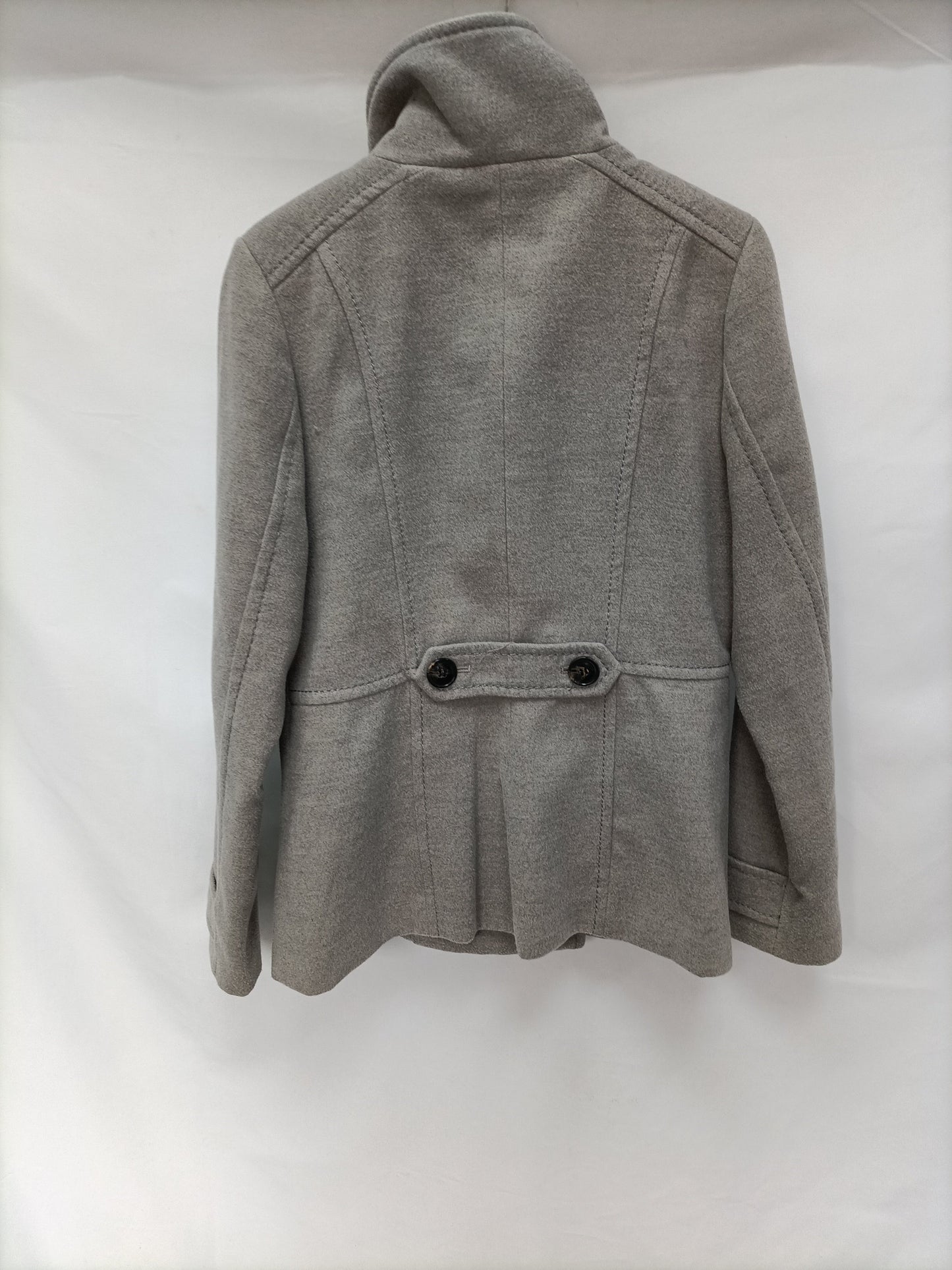 H&amp;M. Light grey double-breasted coat size 38