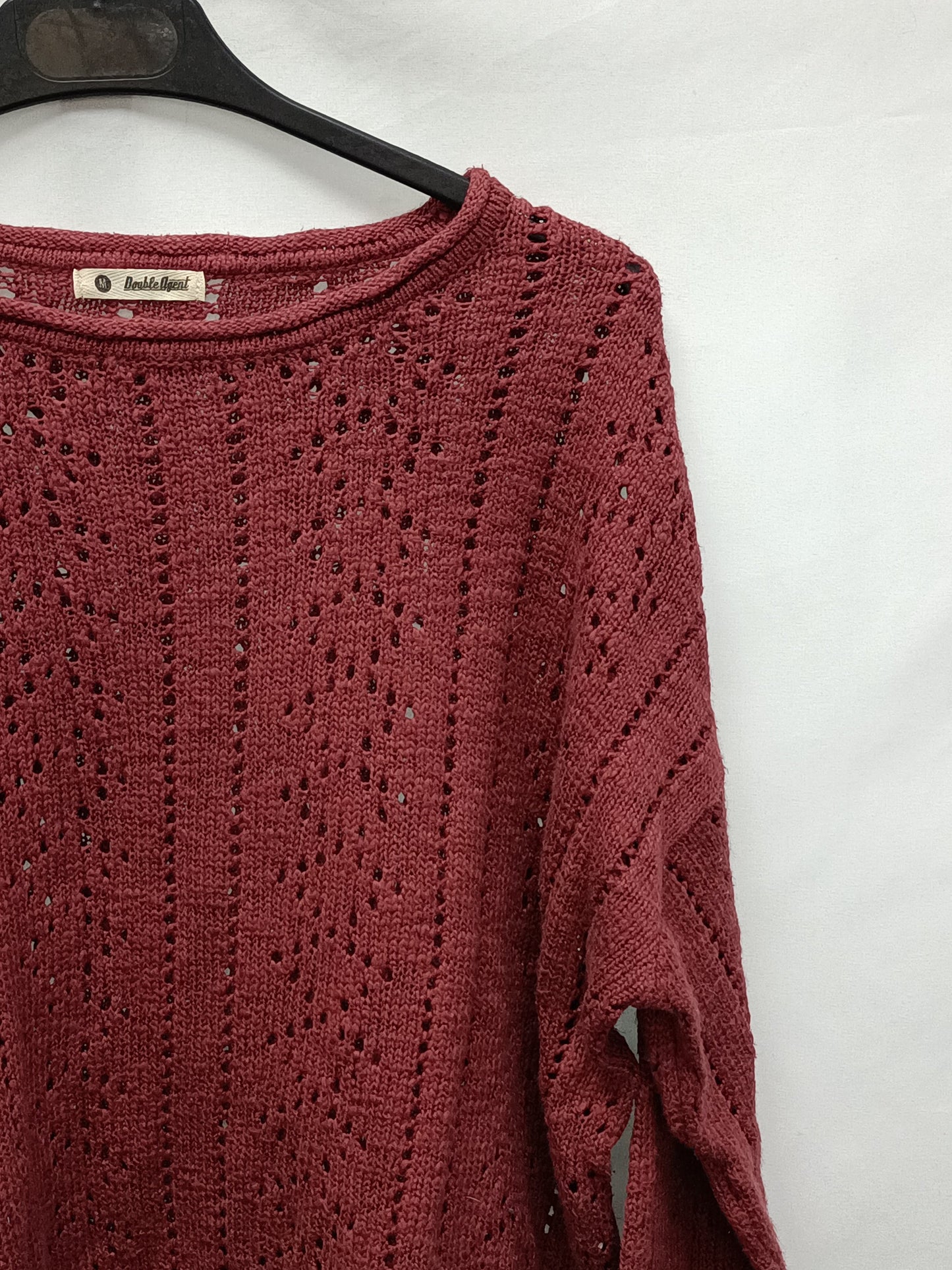 DOUBLE AGENTE. Jersey burdeos troquelado T.m
