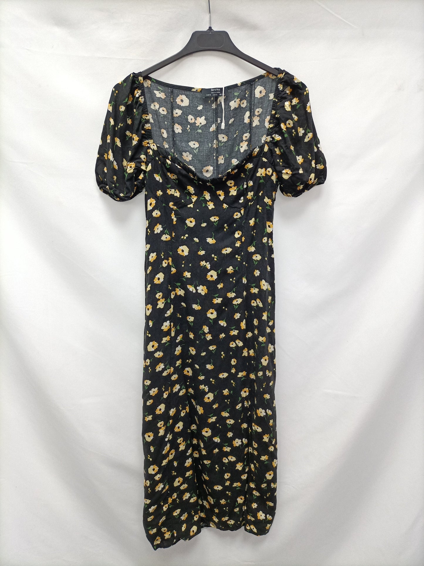 BERSHKA. Black floral midi dress Ts