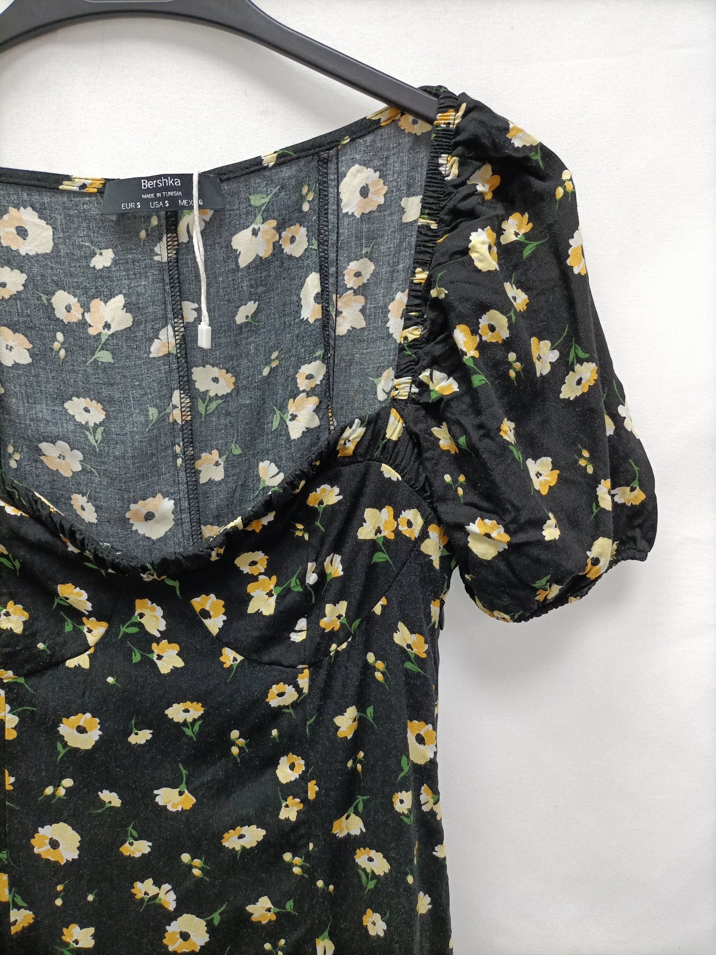 BERSHKA. Black floral midi dress Ts