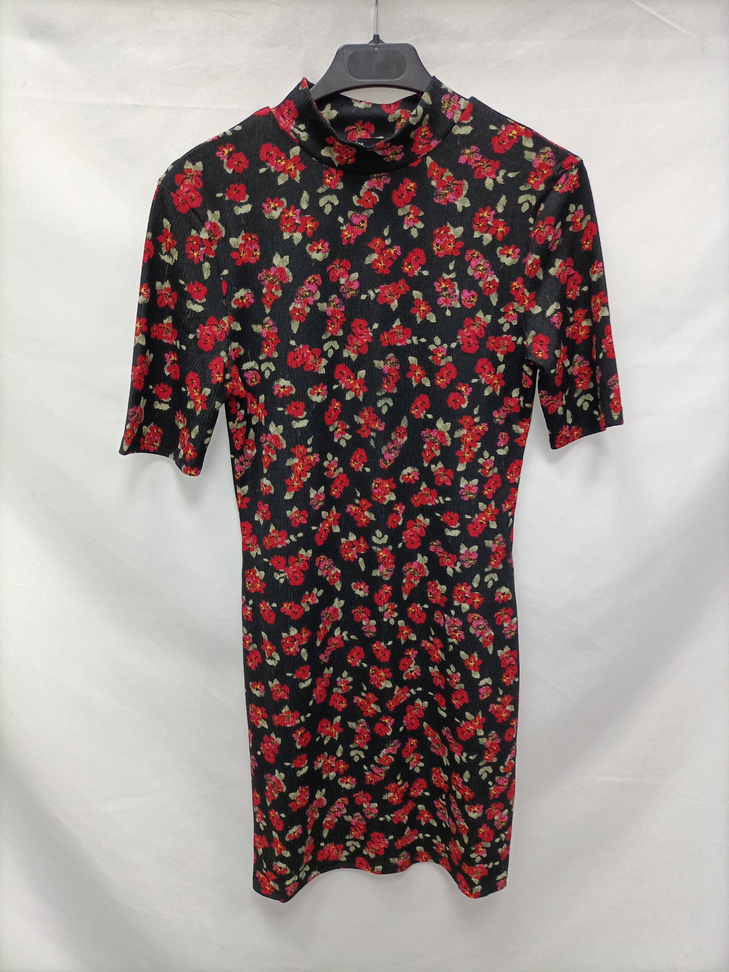 LEFTIES. Short floral Ts dress