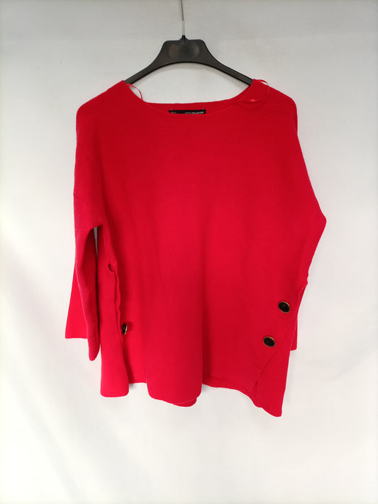 SFERA. Red buttoned sweater Tm