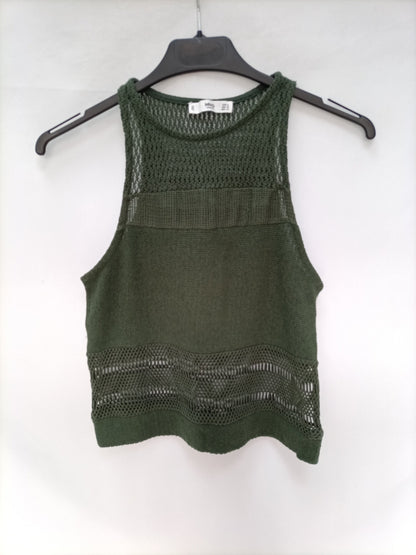 MANGO. Top verde punto T.s
