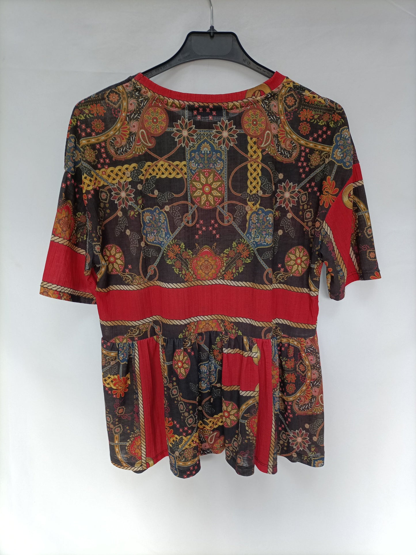 ZARA. Flowy printed T-shirt