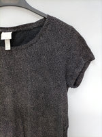 H&M. Camiseta negra lunares T.xs