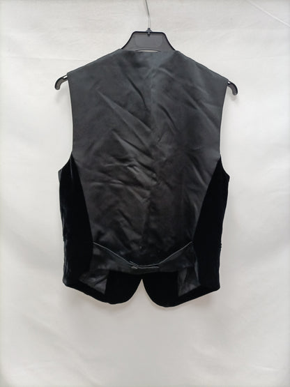 ZARA. Chaleco negro de terciopelo T.m